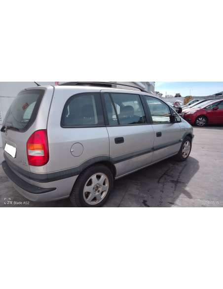 opel zafira a del año 2001