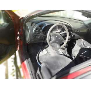 citroën xsara berlina del año 2000 2