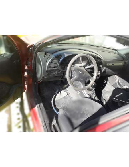 citroën xsara berlina del año 2000