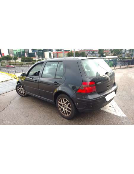 volkswagen golf iv berlina (1j1) del año 2003