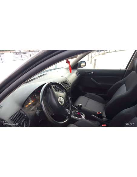 volkswagen golf iv berlina (1j1) del año 2003