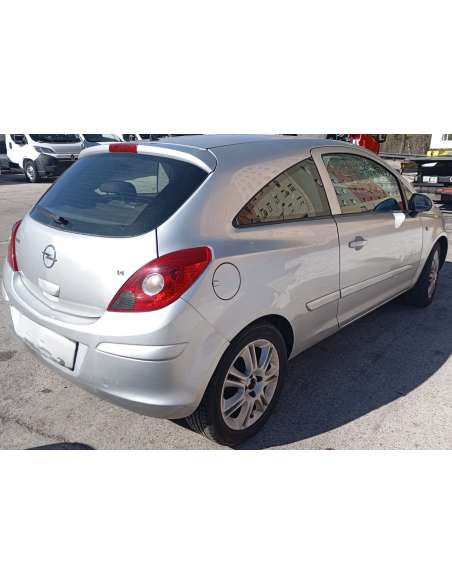 opel corsa d del año 2008