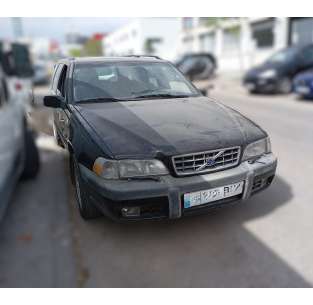 volvo v70 familiar del año 2005