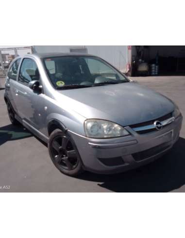 opel corsa c del año 2004