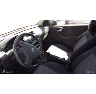 opel corsa c del año 2004 2