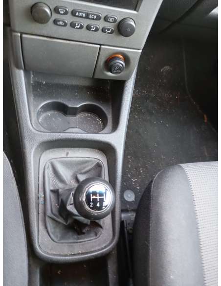 opel zafira a del año 2004