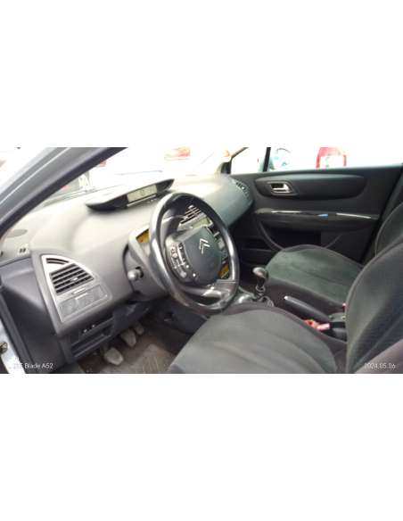 citroën c4 berlina del año 2004