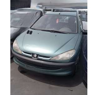peugeot 206 berlina del año 2002