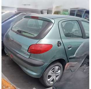 peugeot 206 berlina del año 2002 2
