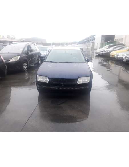 volkswagen bora berlina (1j2) del año 2002