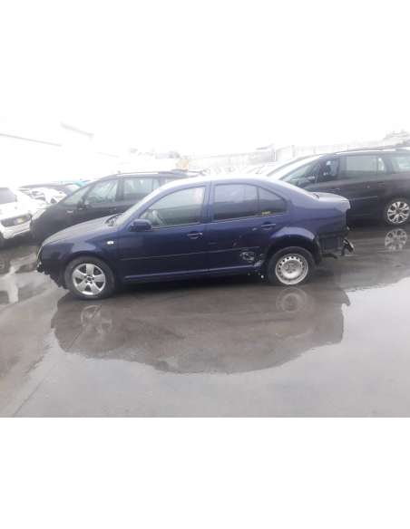 volkswagen bora berlina (1j2) del año 2002