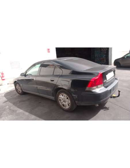 volvo s60 berlina del año 2003