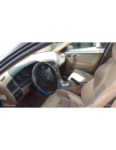 volvo s60 berlina del año 2003