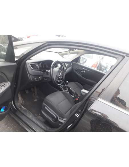 kia carens ( ) del año 2017