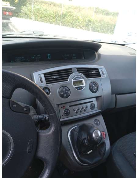 renault scenic ii del año 2007