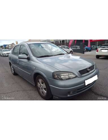 opel astra g berlina del año 2003