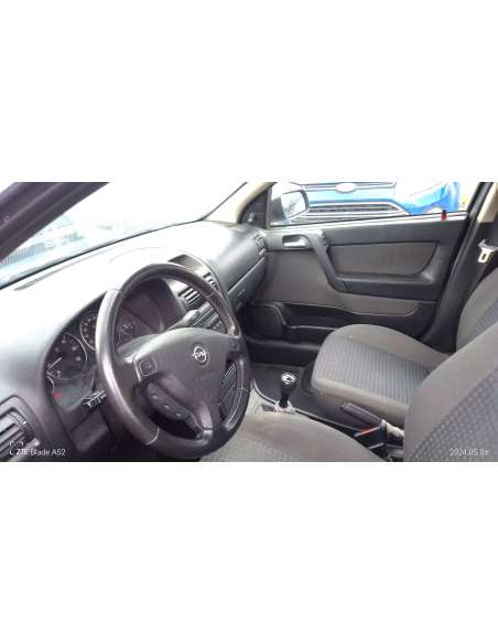 opel astra g berlina del año 2003