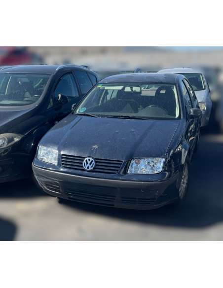 volkswagen bora berlina (1j2) del año 2000