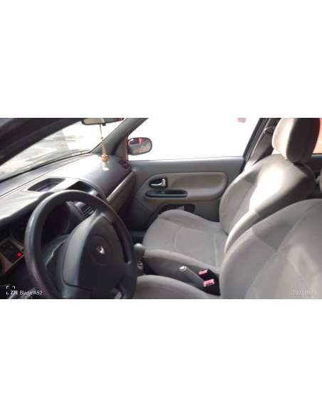renault clio ii fase ii (b/cb0) del año 2002