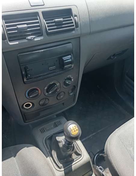 ford transit connect (tc7) del año 2004