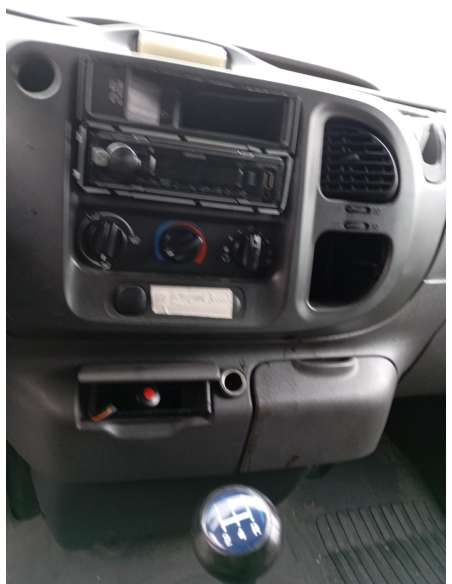 ford transit caja cerrada, corta (fy) (2000 =>) del año 2005