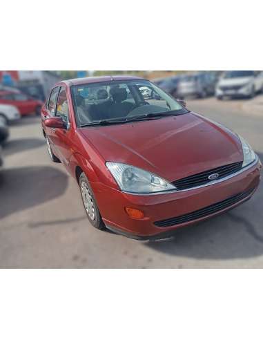 ford focus berlina (cak) del año 2001