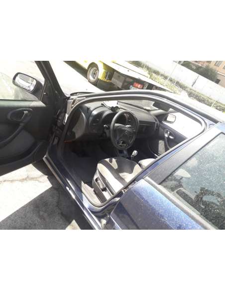 citroën xsara berlina del año 2002