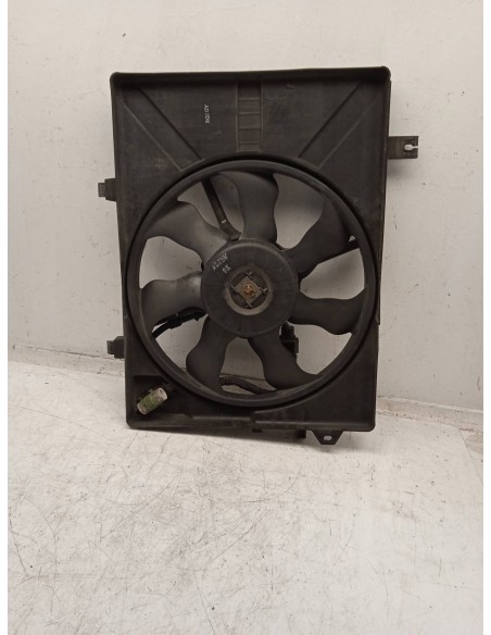 Recambio de electroventilador para hyundai getz (tb) 1.5 crdi cat referencia OEM IAM 253801C160  