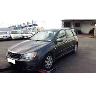 kia cerato del año 2005