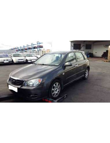 kia cerato del año 2005