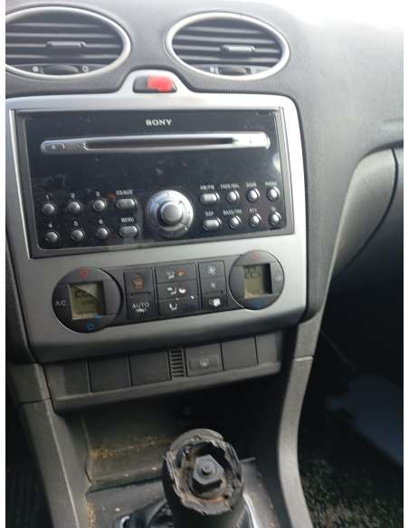 ford focus berlina (cap) del año 2005