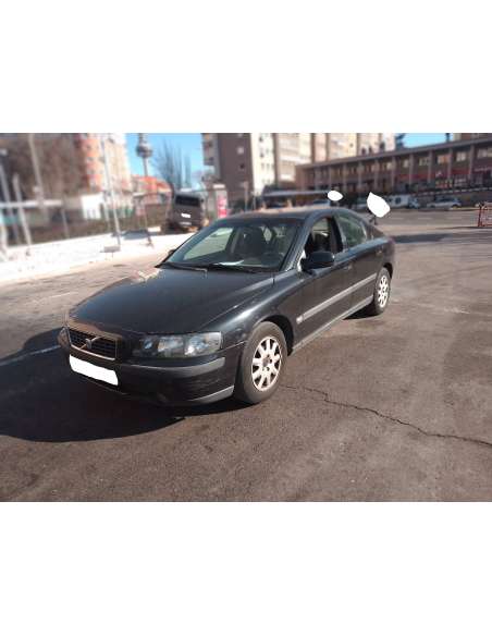 volvo s60 berlina del año 2002