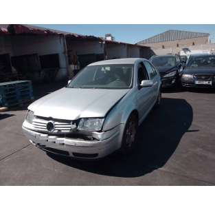 volkswagen bora berlina (1j2) del año 2002