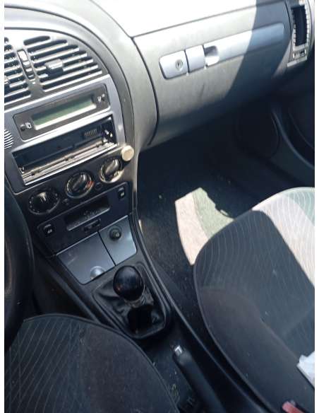 citroën xsara berlina del año 2003