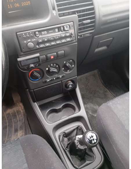 opel zafira a del año 2001