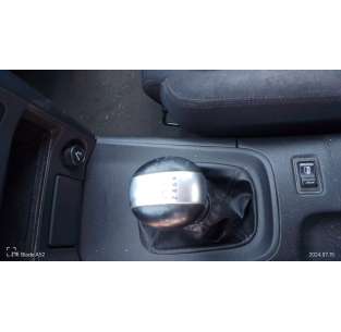 nissan primera berlina (p12) del año 2002 2