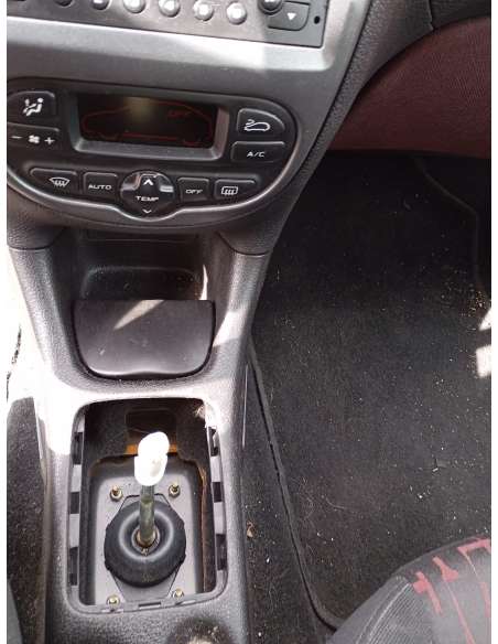 peugeot 206 berlina del año 2005