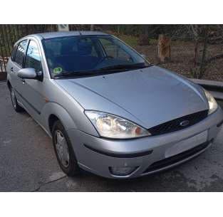 ford focus berlina (cak) del año 2004