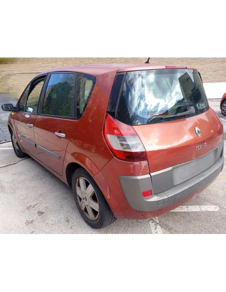 renault scenic ii del año 2005