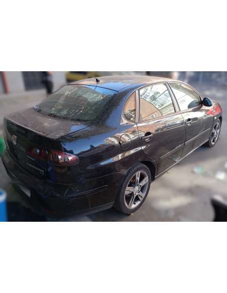 seat cordoba berlina (6l2) del año 2003