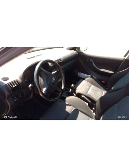 seat leon (1m1) del año 2003