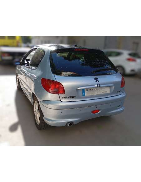 peugeot 206 berlina del año 2005
