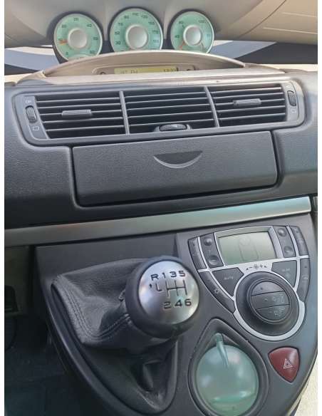 peugeot 807 del año 2005