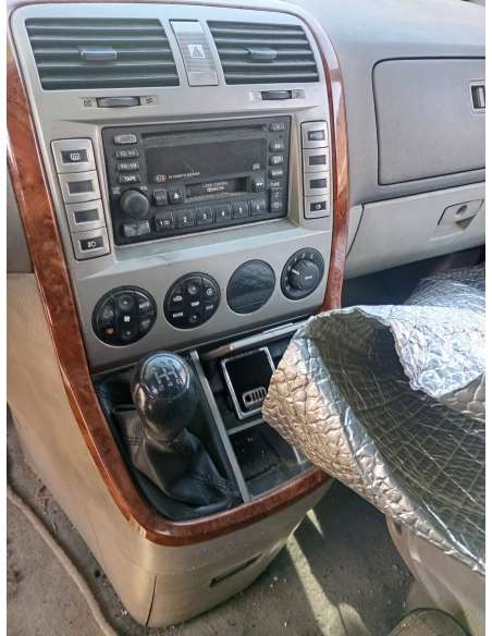 kia carnival ii del año 2004