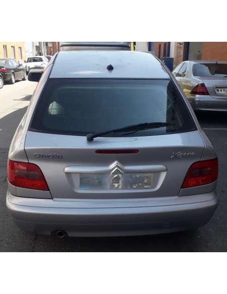 citroën xsara berlina del año 2001