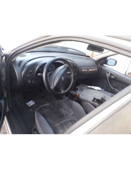 citroën xsara berlina del año 2001