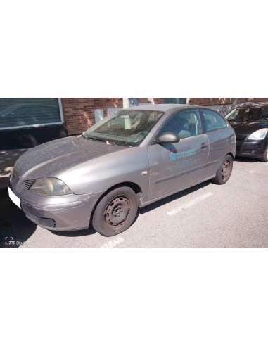 seat ibiza (6l1) del año 2002
