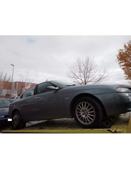 alfa romeo 156 del año 2004