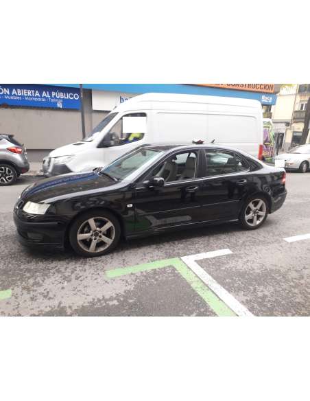 saab 9-3 berlina del año 2005