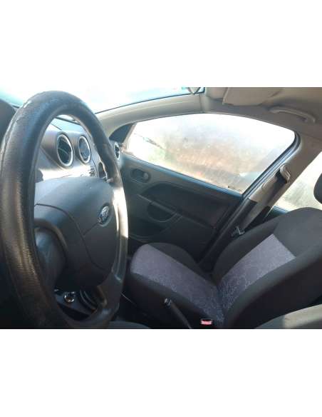 ford fiesta (cbk) del año 2006